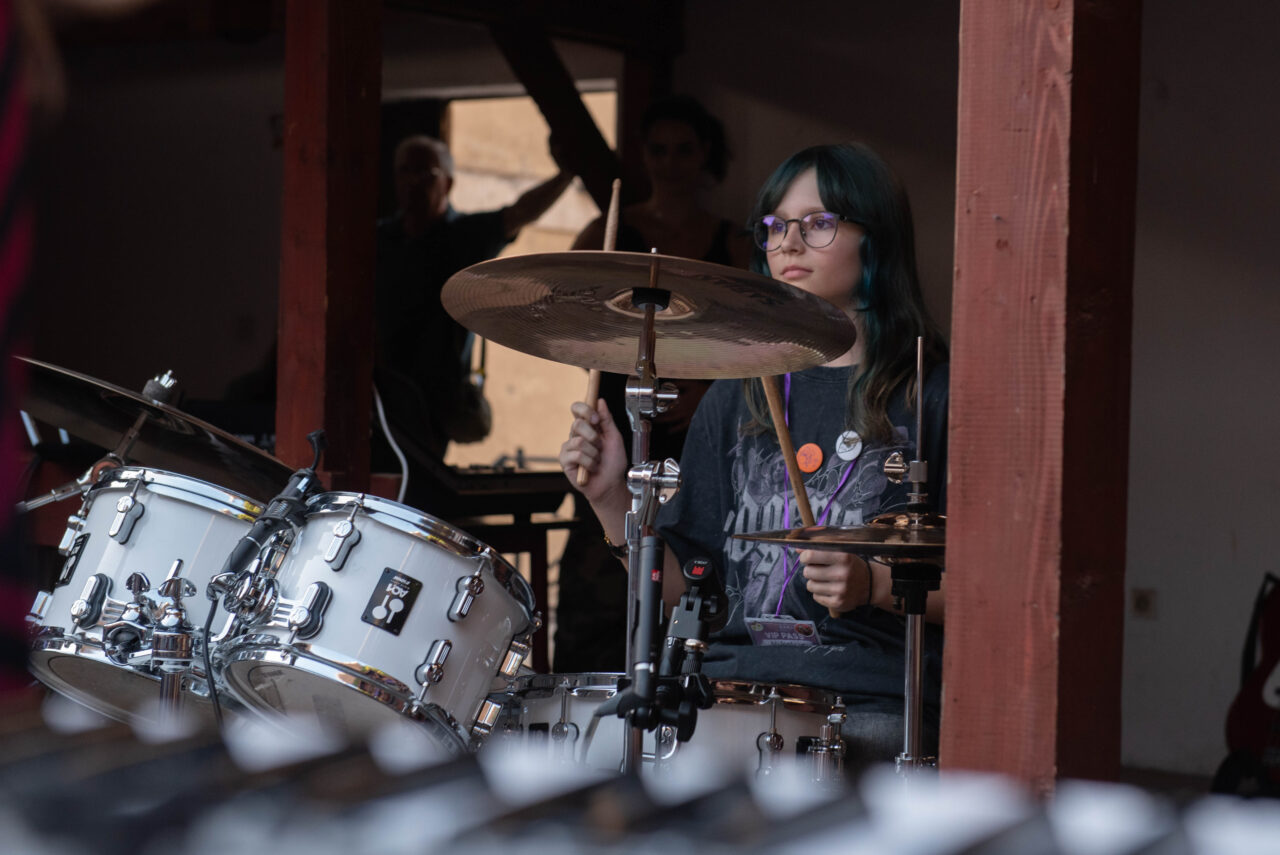 Završni koncert osmog Rok kampa za devojčice u Šapcu